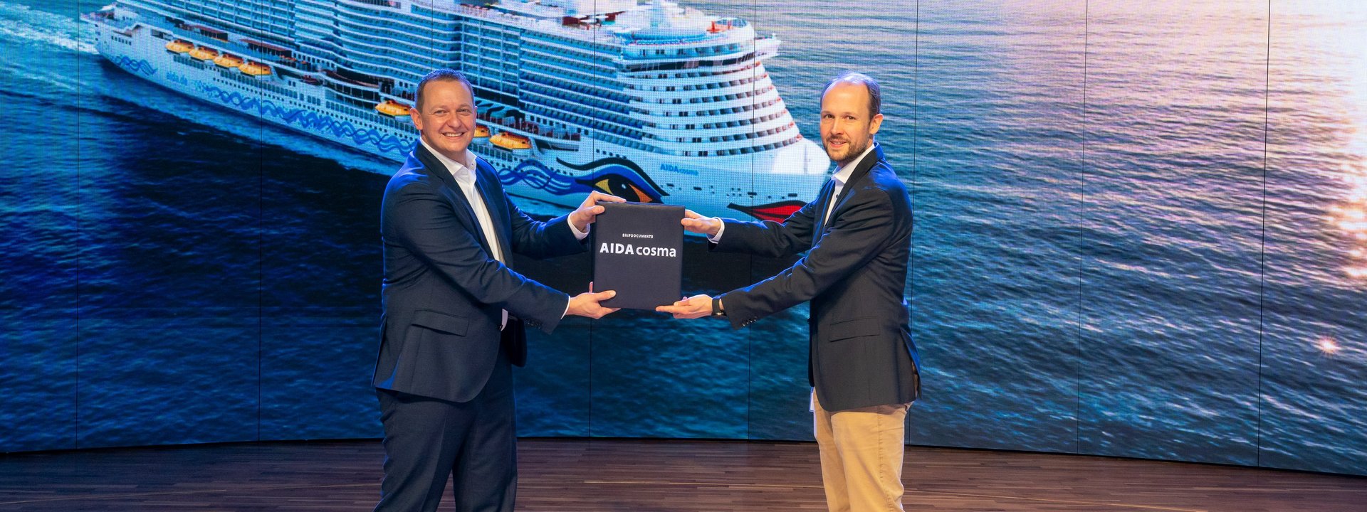 AIDA Cruises übernimmt neues Kreuzfahrtschiff AIDAcosma